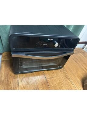 Instant Pot Air Fryer Oven – Multifunction Countertop Cooker